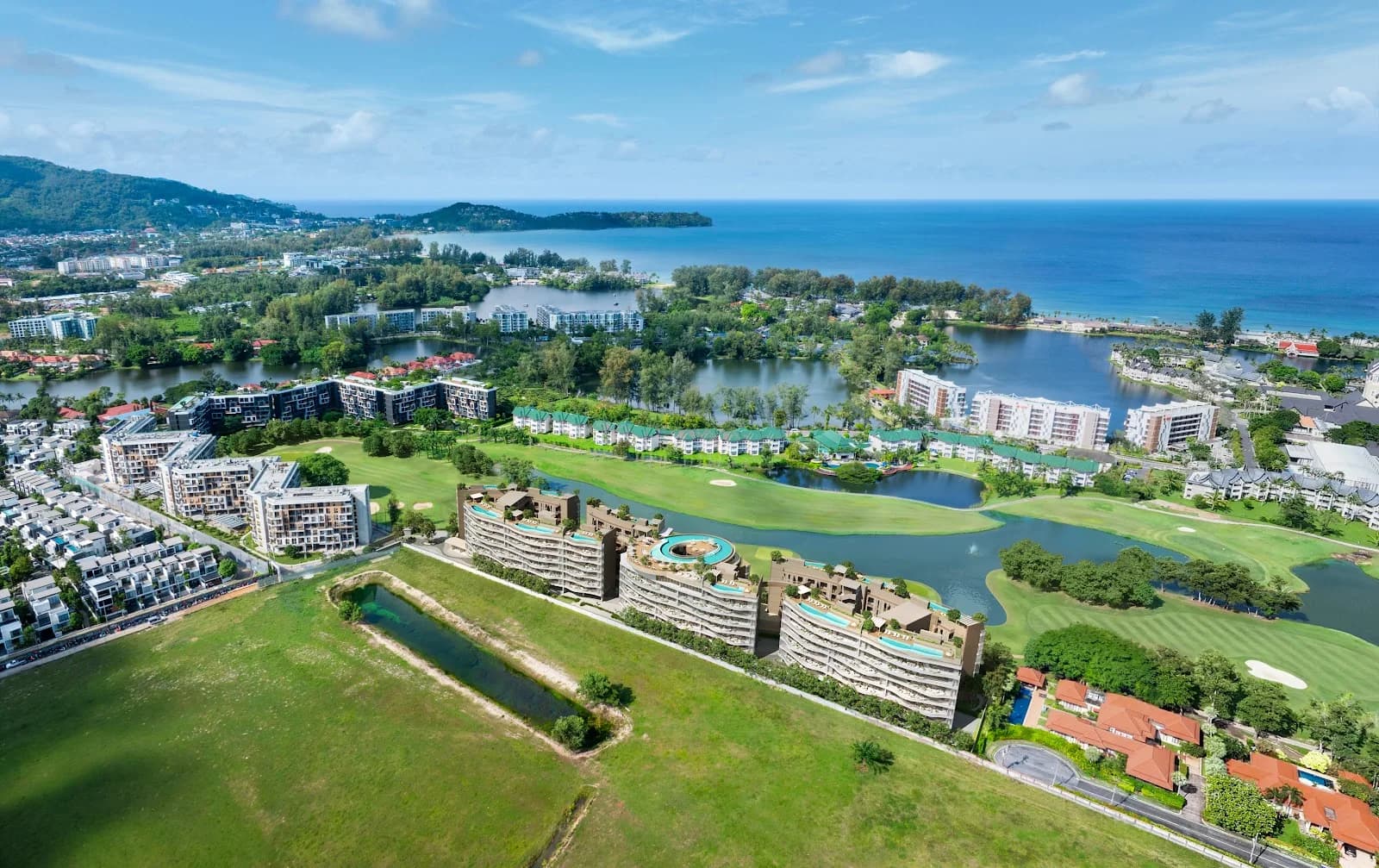 Angsana Golf Residences Topaz golf and lake setting